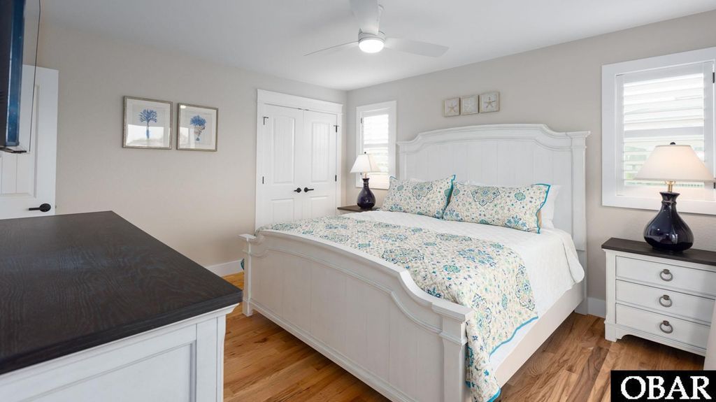 Image 24 of property listing at 909 Lighthouse Drive Lot #8, Corolla, NC 27927