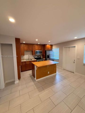 5150 NE 6th Ave 104, Oakland Park, FL 33334