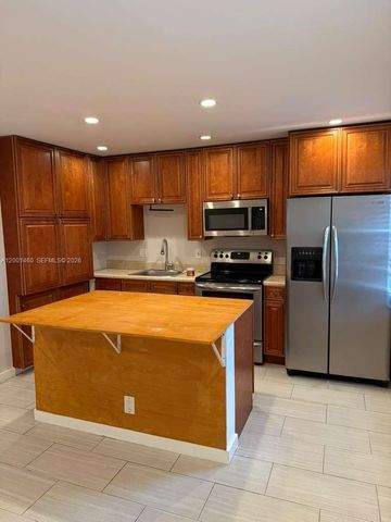 5150 NE 6th Ave 104, Oakland Park, FL 33334