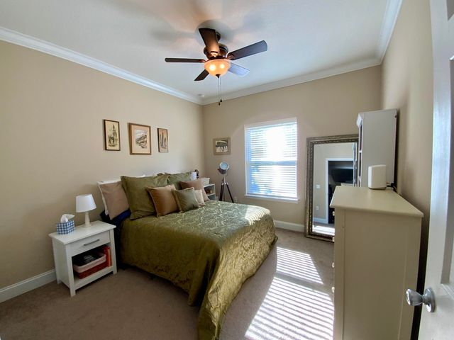 88 NE Yacht Club Drive, Fort Walton Beach, FL 32548