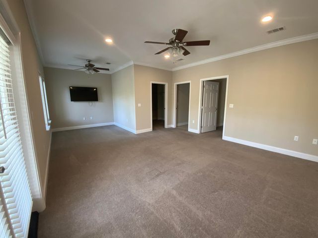 88 NE Yacht Club Drive, Fort Walton Beach, FL 32548