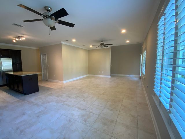 88 NE Yacht Club Drive, Fort Walton Beach, FL 32548