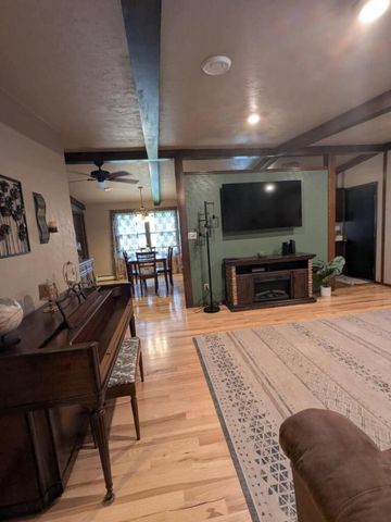 382 S 9TH STREET, De Pere, WI 54115
