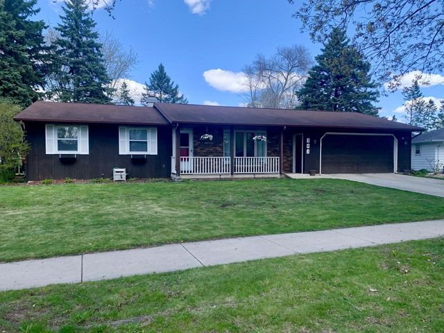 382 S 9TH STREET, De Pere, WI 54115