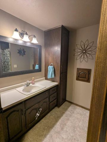 382 S 9TH STREET, De Pere, WI 54115