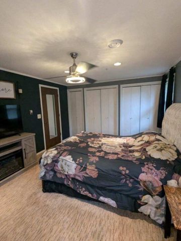 382 S 9TH STREET, De Pere, WI 54115