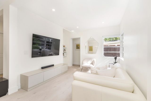 439 28th Street, West Palm Beach, FL 33407