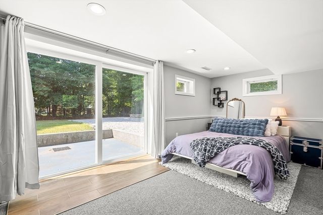 8 Haskell Rd, Pepperell, MA 01463