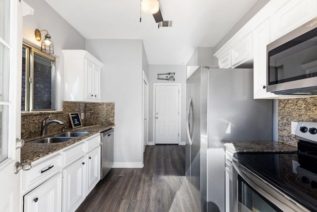 11307 Alcott Drive, Montgomery, TX 77356