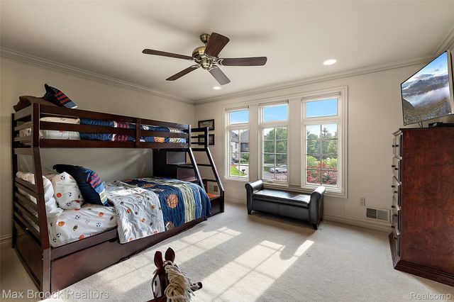 7428 Foxburg Court, Independence Charter Township, MI 48348