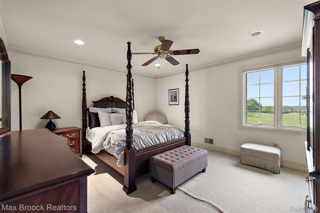 7428 Foxburg Court, Independence Charter Township, MI 48348