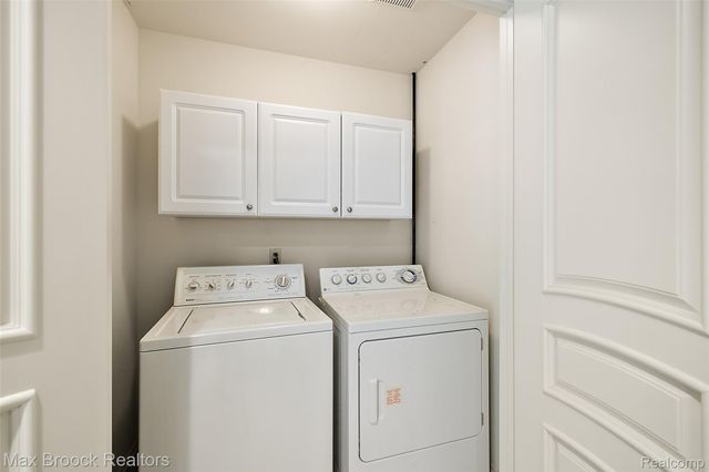 7428 Foxburg Court, Independence Charter Township, MI 48348