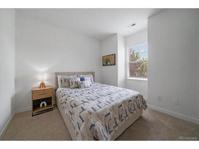 23043 E Ontario Dr T-8-105, Aurora, CO 80016