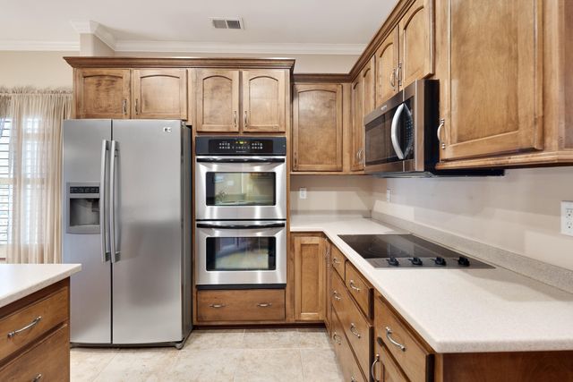 1620 S RYAMAR CV, Memphis, TN 38016