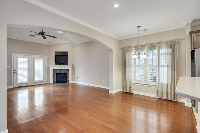 1620 S RYAMAR CV, Memphis, TN 38016