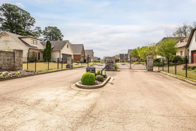1620 S RYAMAR CV, Memphis, TN 38016
