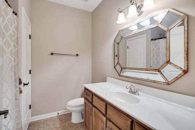1620 S RYAMAR CV, Memphis, TN 38016