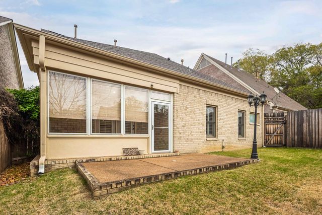 1620 S RYAMAR CV, Memphis, TN 38016