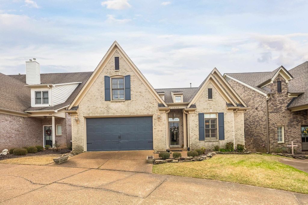 1620 S RYAMAR CV, Memphis, TN 38016