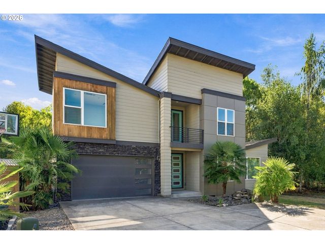 202 Nw QUAIL GARDENS Pl, Hillsboro, OR 97124