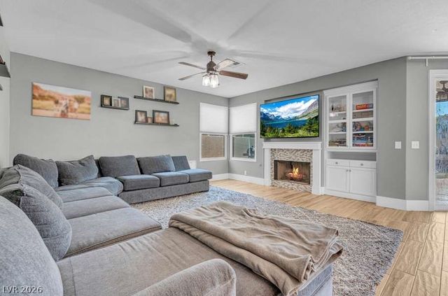 2057 Sapphire Valley Avenue, Henderson, NV 89074