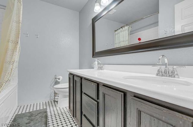 2057 Sapphire Valley Avenue, Henderson, NV 89074