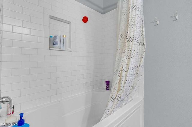 2057 Sapphire Valley Avenue, Henderson, NV 89074