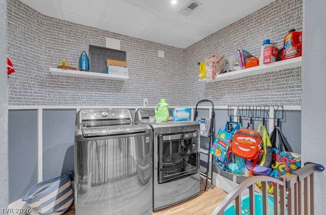 2057 Sapphire Valley Avenue, Henderson, NV 89074