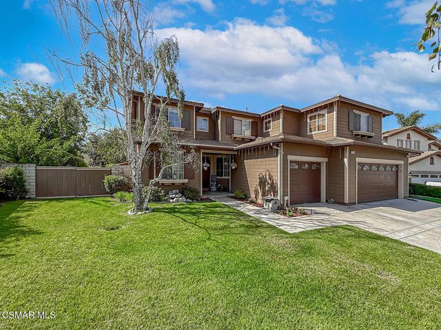 215 Southcrest Place, Simi Valley, CA 93065