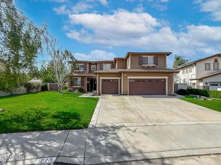 215 Southcrest Place, Simi Valley, CA 93065