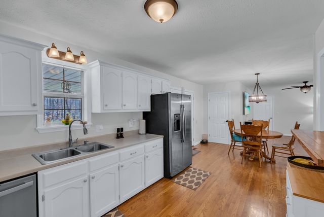 142 Park Rd, Livingston, TN 38570