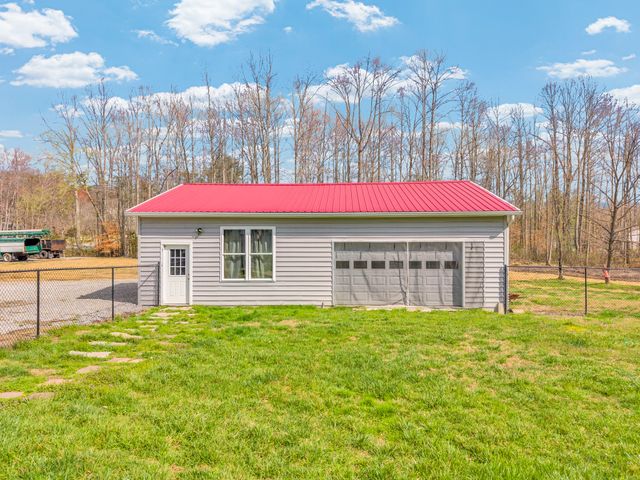 142 Park Rd, Livingston, TN 38570