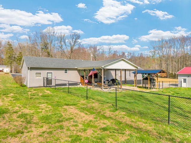142 Park Rd, Livingston, TN 38570