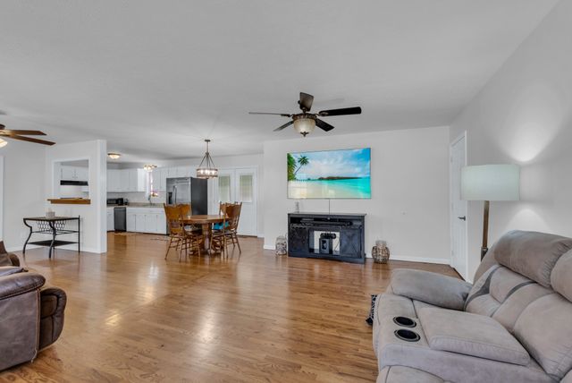 142 Park Rd, Livingston, TN 38570