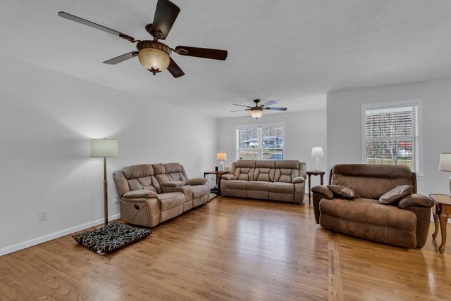 142 Park Rd, Livingston, TN 38570