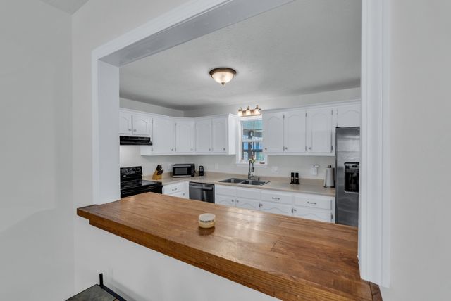 142 Park Rd, Livingston, TN 38570