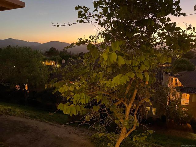 18577 caminito pasadero 422, San Diego, CA 92128