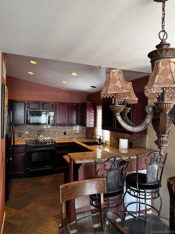 18577 caminito pasadero 422, San Diego, CA 92128