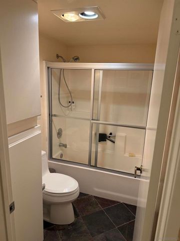 18577 caminito pasadero 422, San Diego, CA 92128