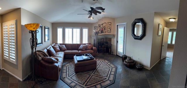 18577 caminito pasadero 422, San Diego, CA 92128