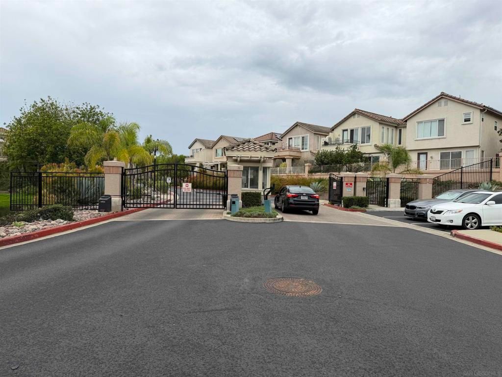 18577 caminito pasadero 422, San Diego, CA 92128 — photo 3