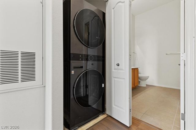 3474 Desert Cliff Street 201, Las Vegas, NV 89129