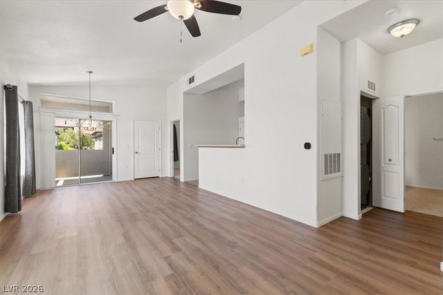 3474 Desert Cliff Street 201, Las Vegas, NV 89129