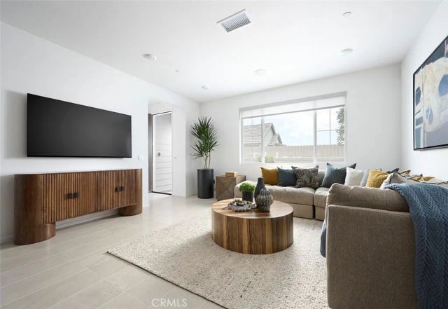 3541 S. Eichler Paseo 26, Ontario, CA 91761