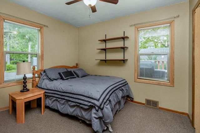 2087 Eldridge Avenue E, North Saint Paul, MN 55109
