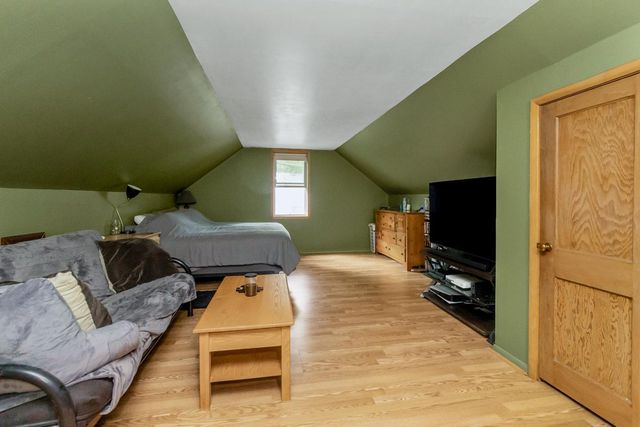 2087 Eldridge Avenue E, North Saint Paul, MN 55109