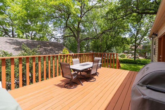 2087 Eldridge Avenue E, North Saint Paul, MN 55109