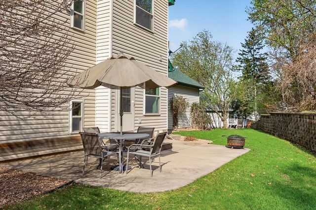 6350 Bachman Circle, Inver Grove Heights, MN 55077