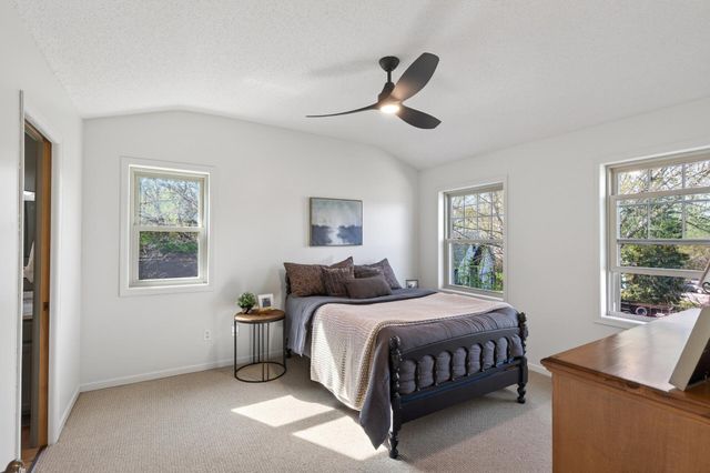 6350 Bachman Circle, Inver Grove Heights, MN 55077