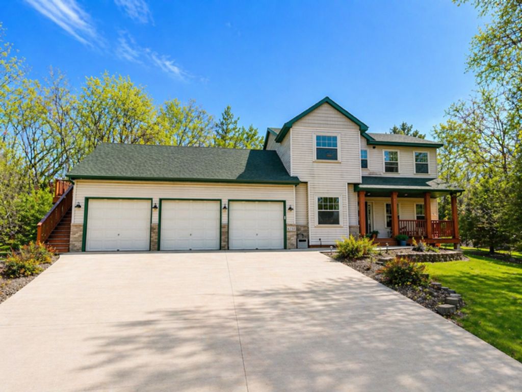 6350 Bachman Circle, Inver Grove Heights, MN 55077